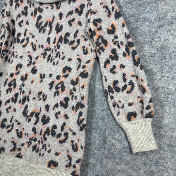 Anthropologie Women's Emmy Cowl Neck Leopard Print Oversized Sweater Size XS - Picture 6 of 16